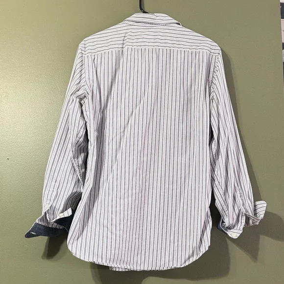 Banana Republic Men's Blue and Purple Striped Shirt - Picture 3 of 3